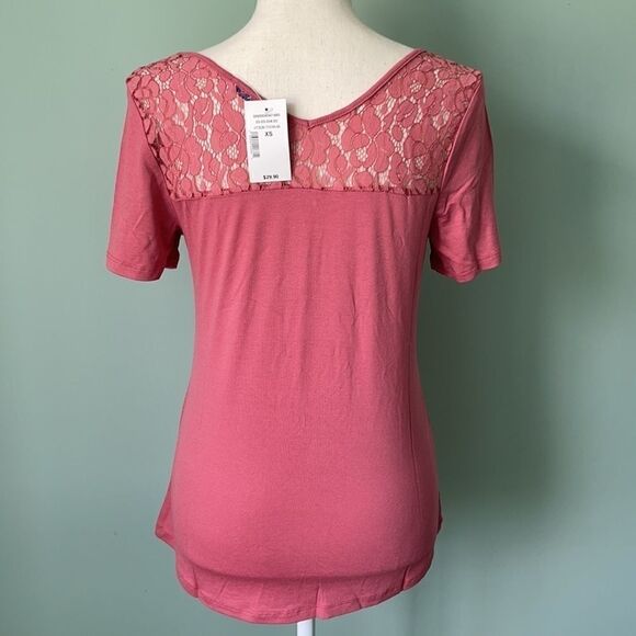 RICKI'S Lace Trim Double-V Tee Size Extra Small - Picture 6 of 11